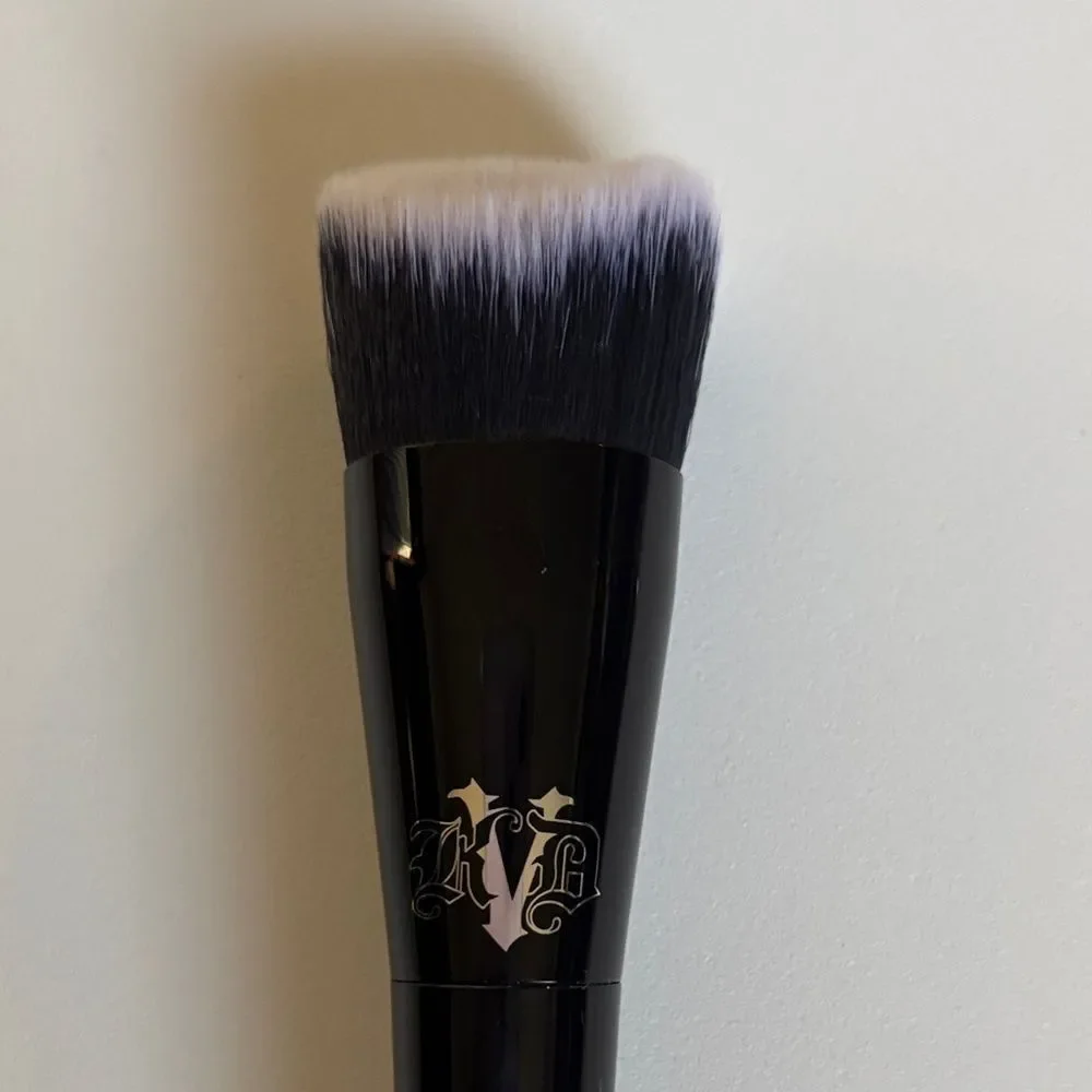 Kat Von D Kat Von D Foundation Brush #10 NEW